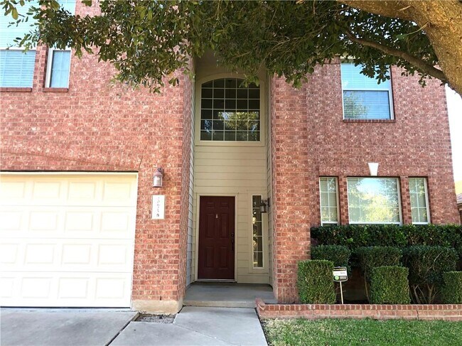 Foto del edificio - 20625 Farm Pond Ln