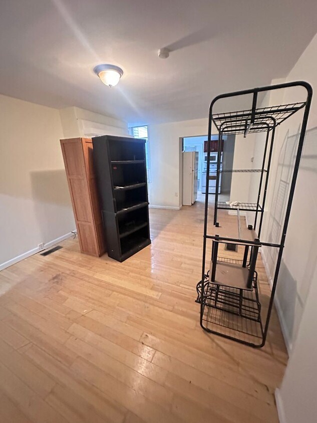 Foto principal - 5019 Walnut St