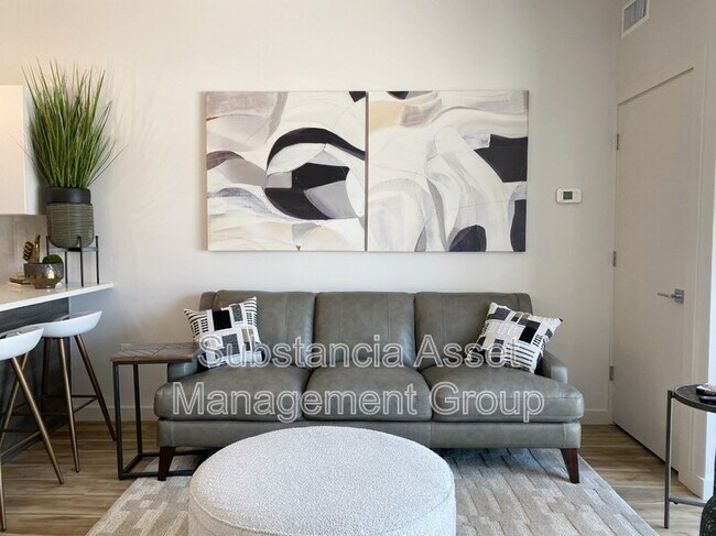 Foto del edificio - 1683 Midtown Pl