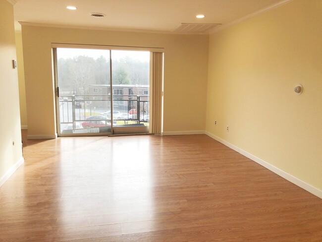 Foto del edificio - 1204 Greendale Ave