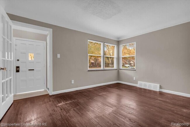 Building Photo - 12660 Grandmont Ave