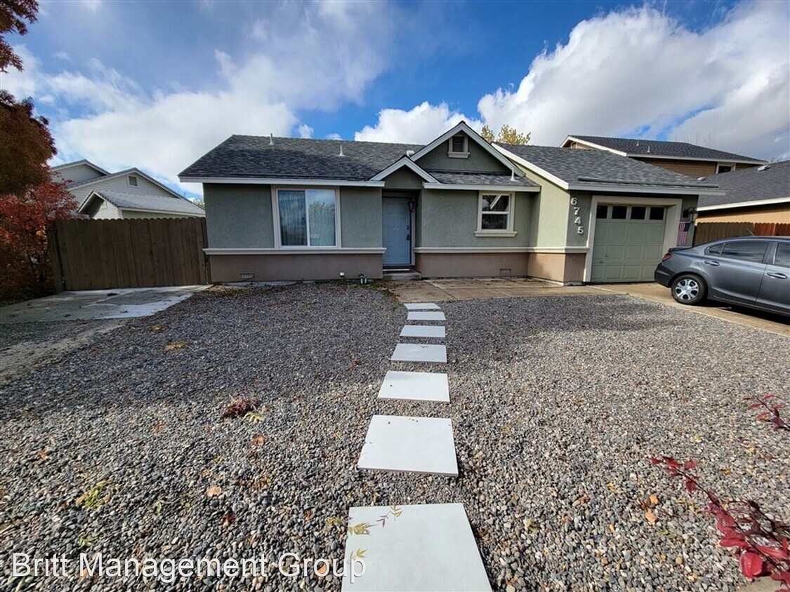 Foto principal - 3 br, 1 bath House - 6745 Evening Star Drive
