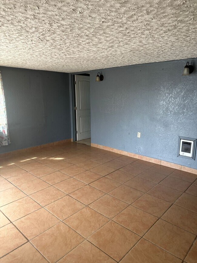 Foto del edificio - Cozy Home For Rent off Stratford Rd