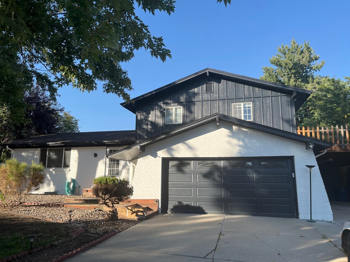 Foto principal - 10279 W Idaho Ave