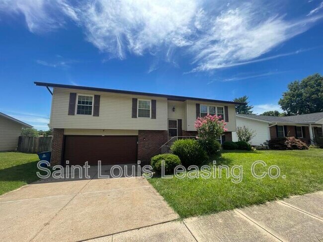 Building Photo - 12054 Trampe Heights Ln