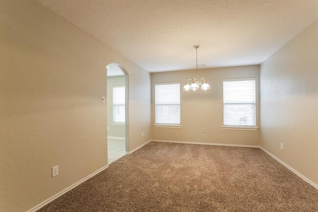 Building Photo - 3607 Primrose Trace Ln