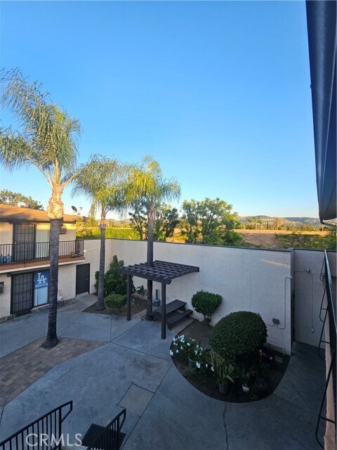 Foto del edificio - 2309 E Garvey Ave N