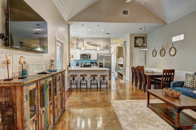 Building Photo - 2211 TX-361