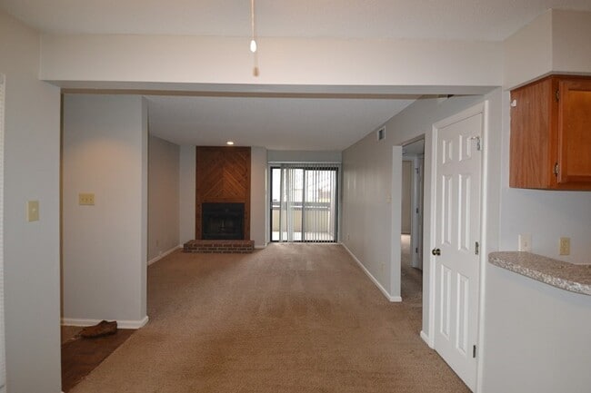 Building Photo - Condo in Brandywine