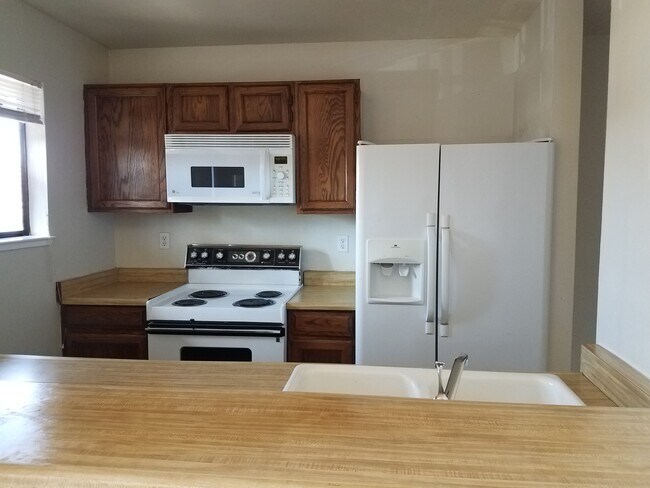 Building Photo - 2205 Kietzke Ln