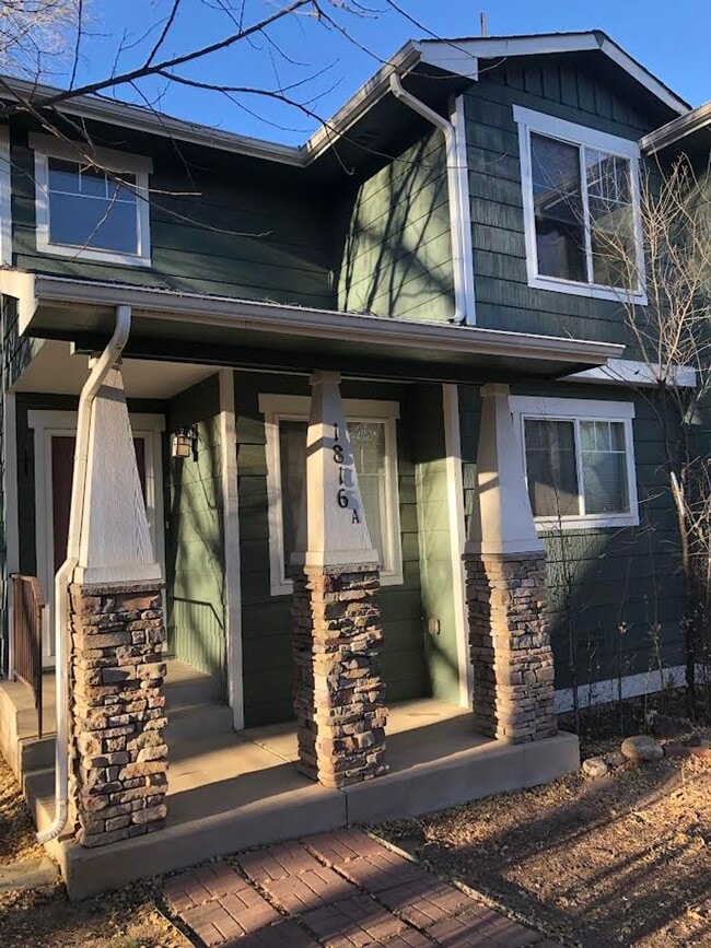 Photo - Charming 2br 1.5ba Two Level Condo in District 12 with Fenced Yard