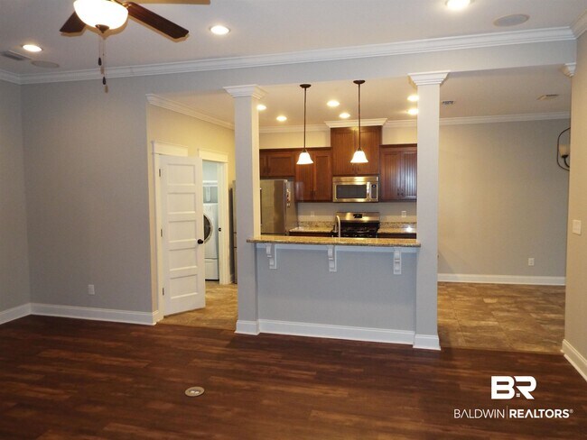 Foto del edificio - 8813 Asphodel Ln