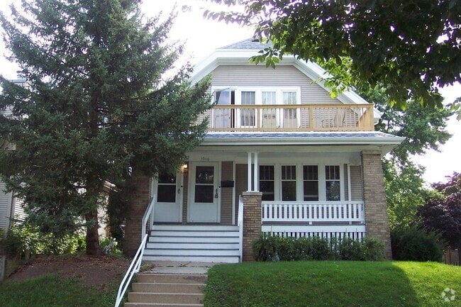 Building Photo - 3902 N Frederick Ave