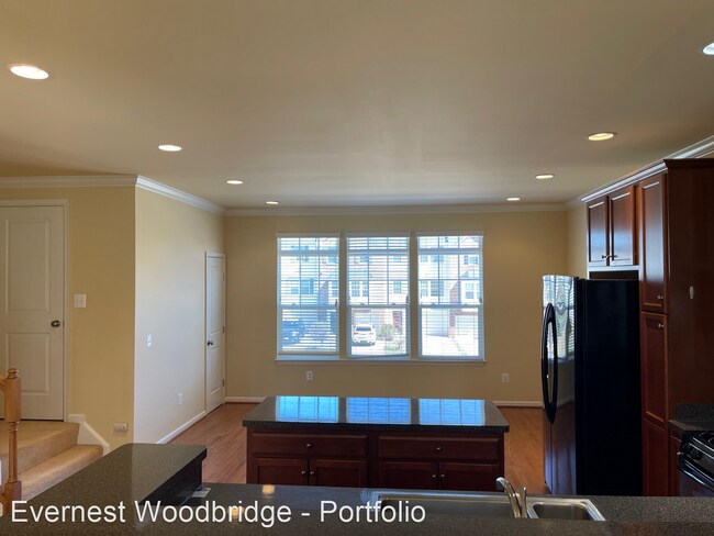 Foto del edificio - 3 br, 2.5 bath House - 155 Short Branch Rd