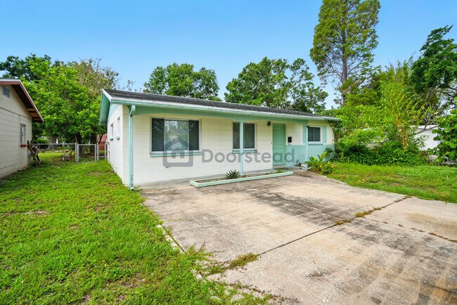 Foto del edificio - 760 86th Ave N