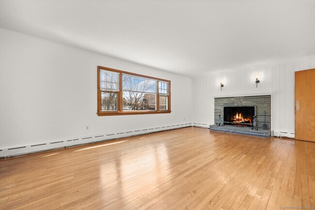 Foto del edificio - 5 Saviano Ln