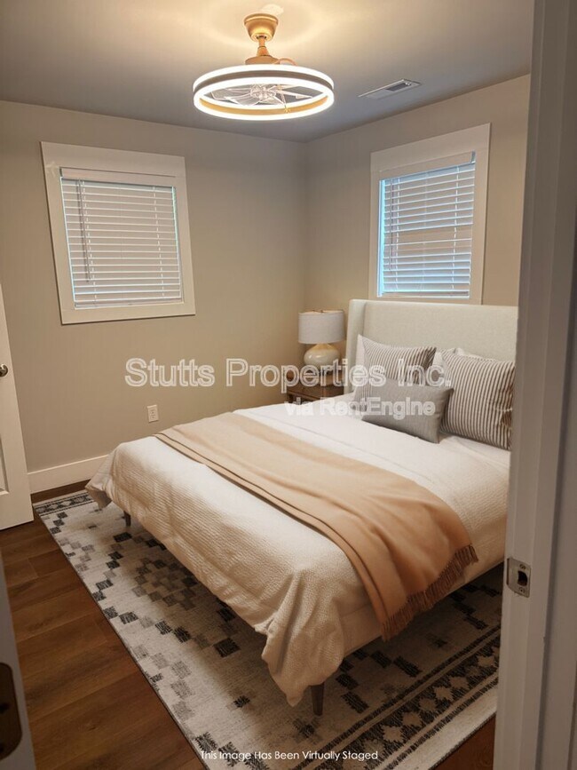 Building Photo - 625 Rivermont Rd