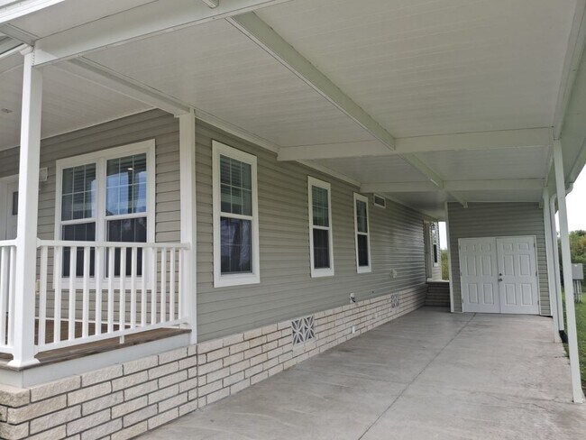 Building Photo - 4902 Backwoods Rd