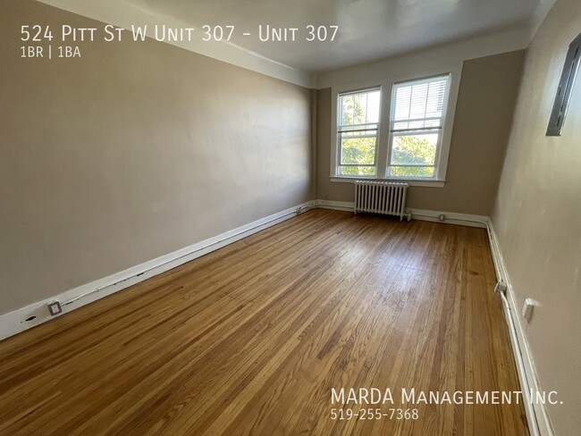 Building Photo - STUNNING RENOVATED 1BEDROOM/1BATH APARTMEN...