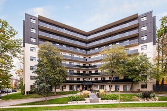 Building Photo - 1315 Silver Spear Road