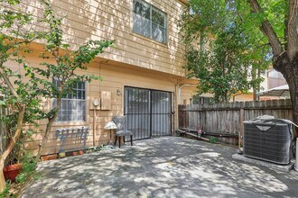 Building Photo - 7700 Creekbend Dr
