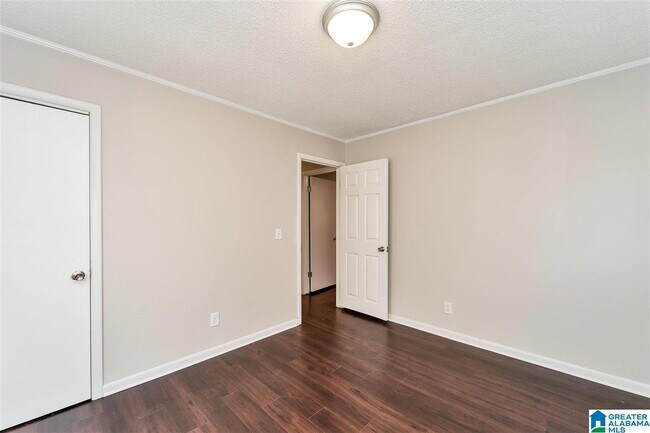 Building Photo - 1018 Cherry Brook Cir