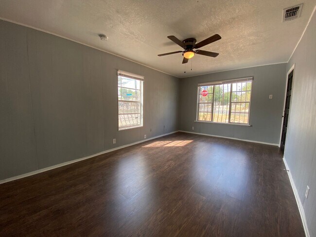 Building Photo - UNIVERSITY PARK