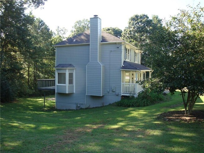 Foto del edificio - 629 Slew Ave