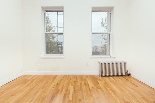 Building Photo - 305 Clarkson Ave