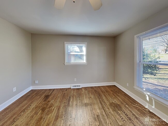 Building Photo - 7101 Starlite Pl