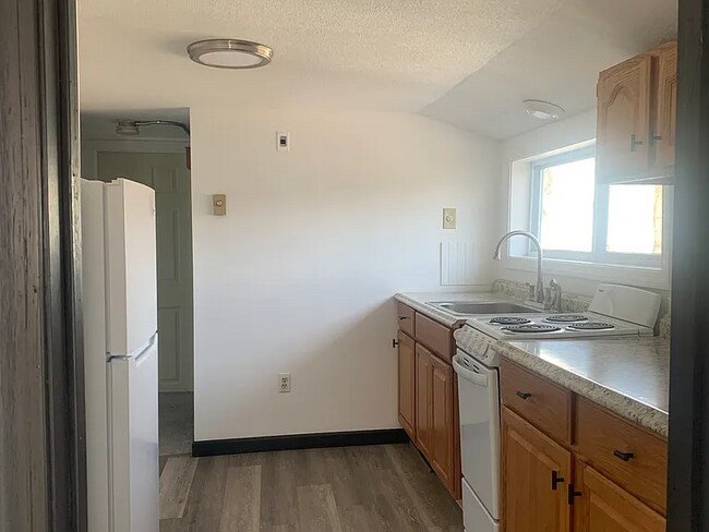 Foto del edificio - 5 Leonard Ave