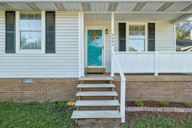 Building Photo - 3304 Oak Trees Ct