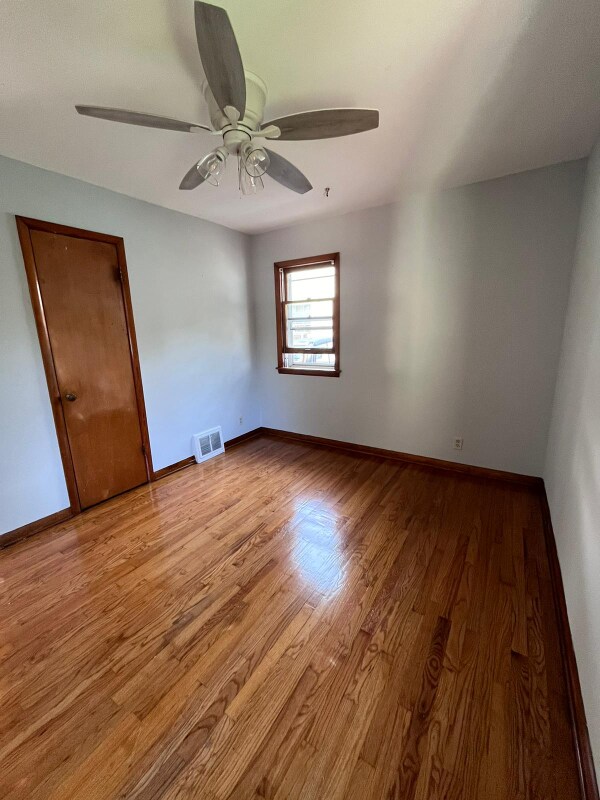Foto del edificio - 612 E Linus St