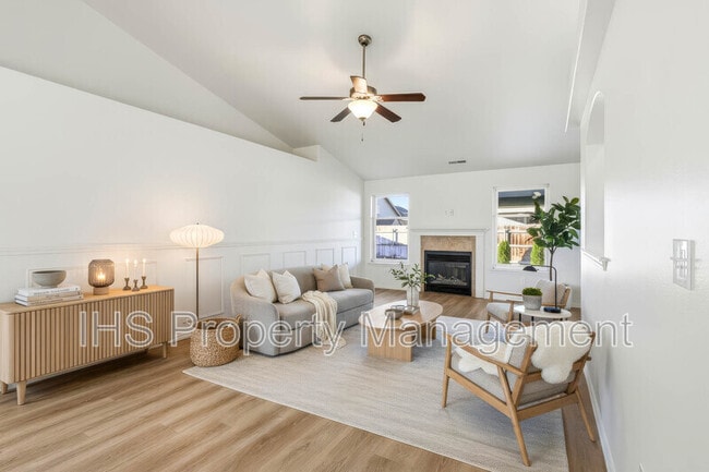 Foto del edificio - 6218 Ochoco Ln