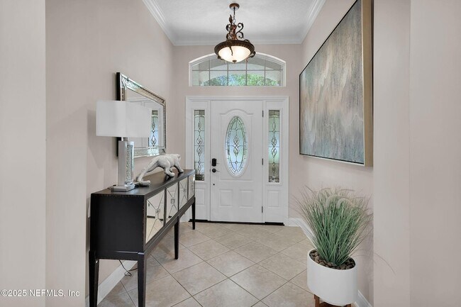 Foto del edificio - 526 Oakmont Dr