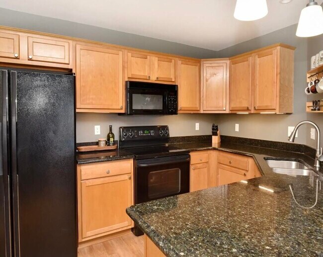 Foto del edificio - 48475 Bridge Way