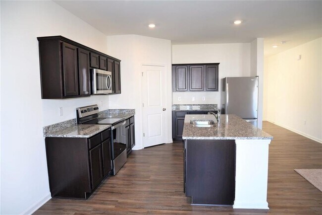 Foto del edificio - 4374 Kendrick Cir