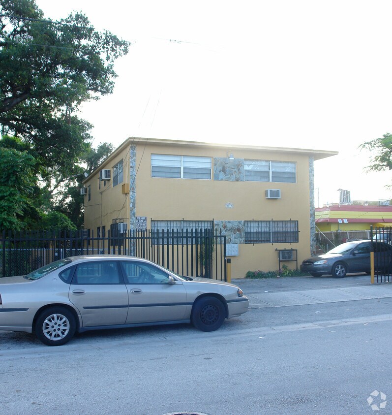 Primary Photo - 6215 NW 2nd Pl