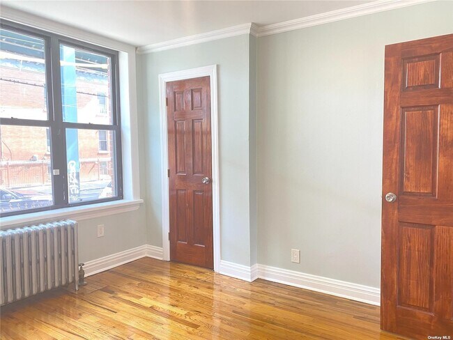 Foto del edificio - 140 Crescent St