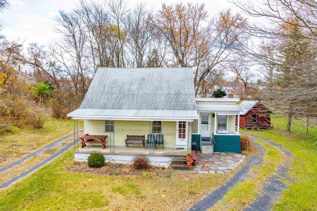Building Photo - 189 Sand Creek Rd