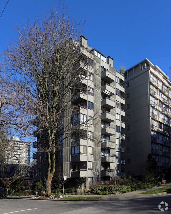 Primary Photo - The Chartwell