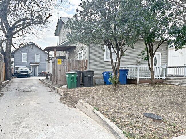 Foto del edificio - 232 Cornell Ave