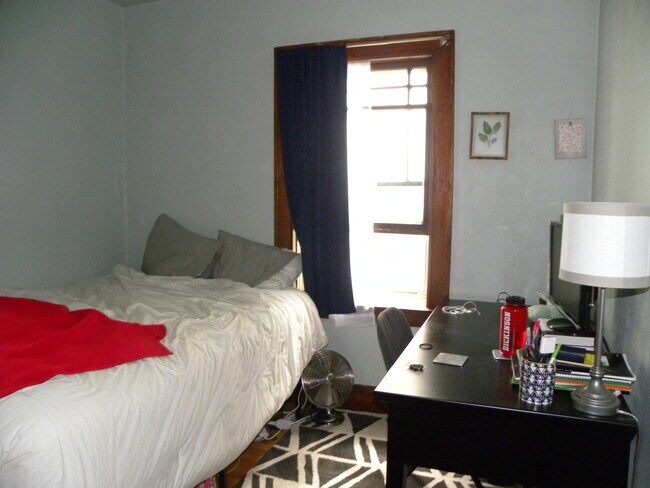Foto del edificio - 831 E Gorham St