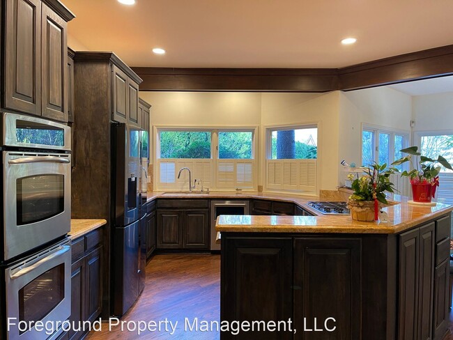 Foto del edificio - 4 br, 4 bath House - 3324 78th Pl NE