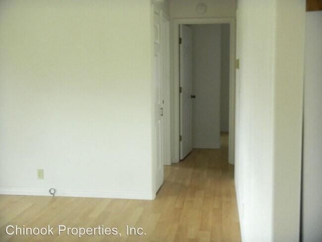 Building Photo - 1496 Logan St