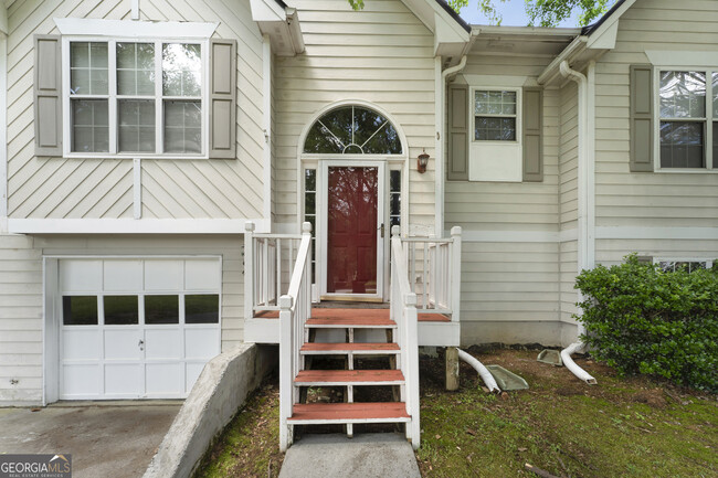 Building Photo - 1510 Twin Manor Dr