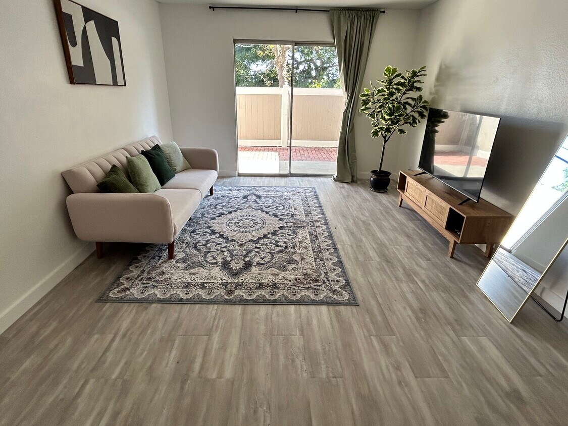 Foto principal - 8990 19th St
