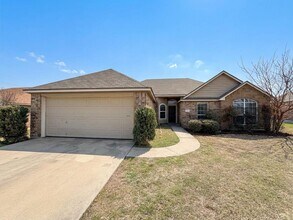 Building Photo - 2808 Bacon Ranch Rd