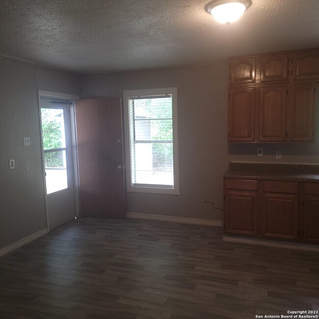 Foto del edificio - 1114 Kyle St