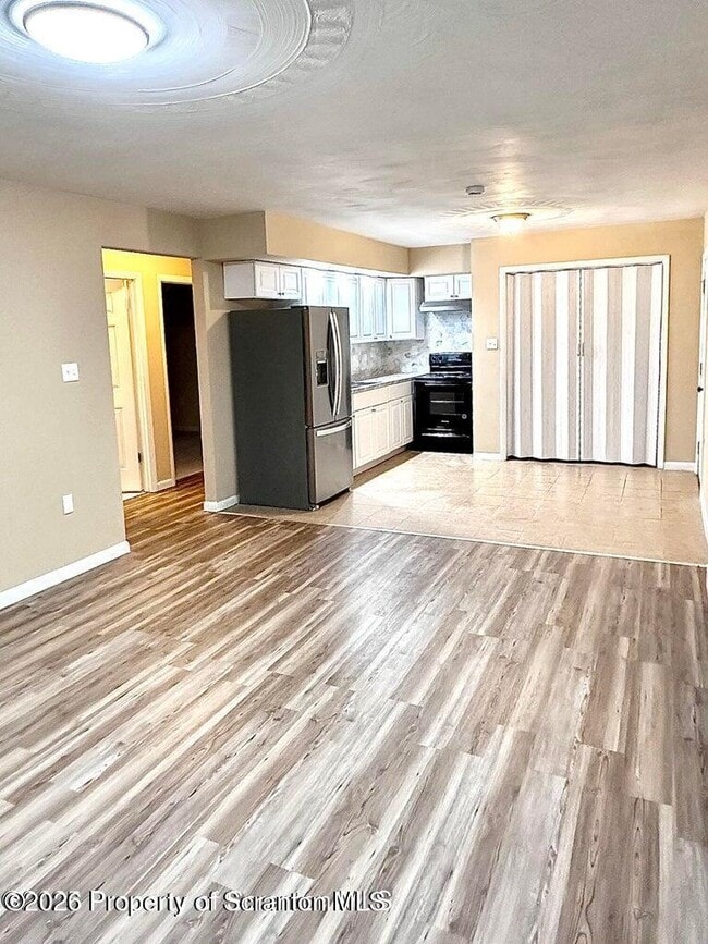 Foto del edificio - 1213 Lori Dr